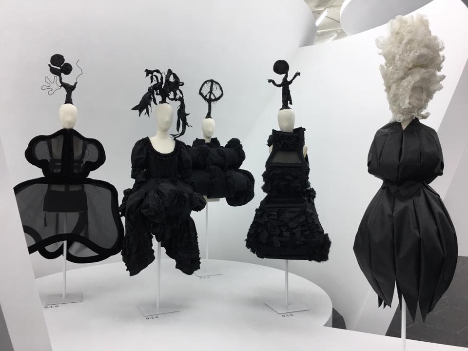 Dresses by Rei Kawakubo Stierch 01