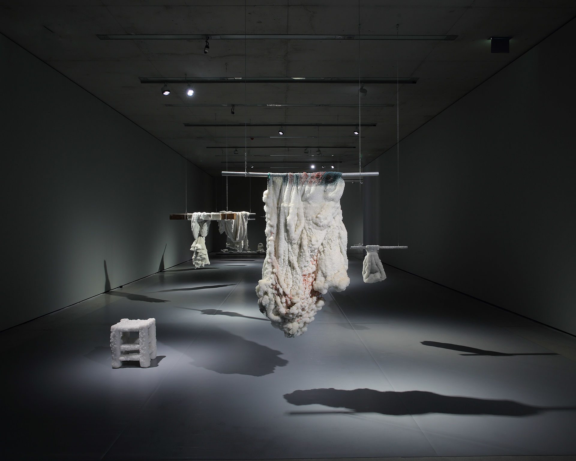 csm 03 Ausstellungsansicht Sigalit Landau Moenchsberg Rainer Iglar f16c45b569