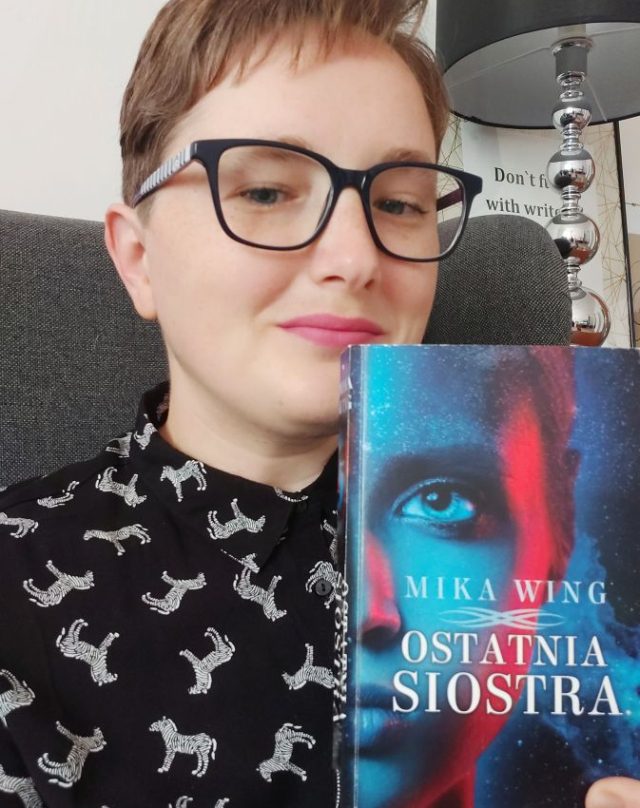 Mika pion