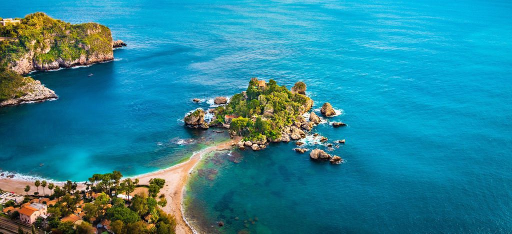 Isola Bella - rajska plaża w Taorminie